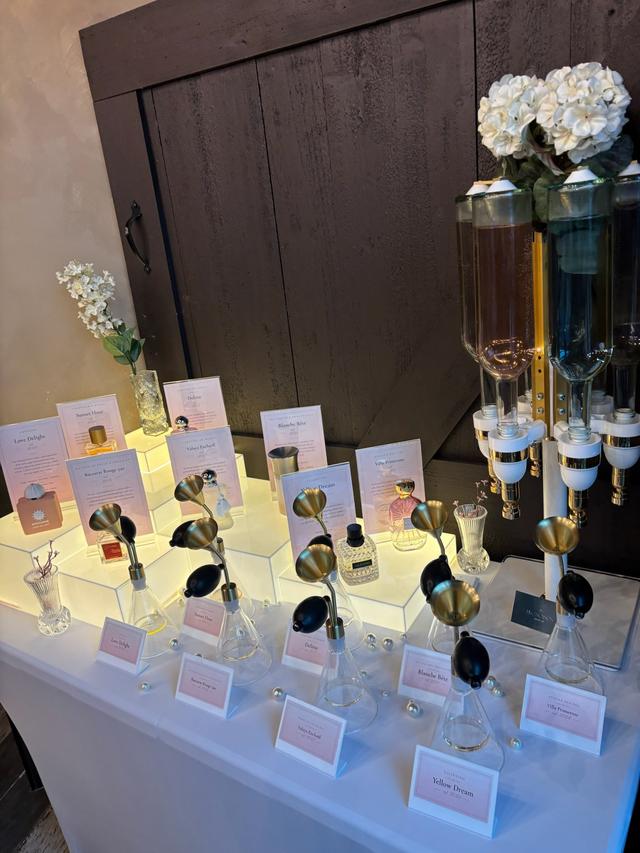Five Senses Perfume Bar - 2