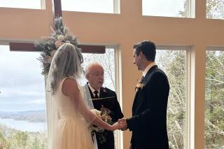 Dooley's Chapel on the Lake - 9