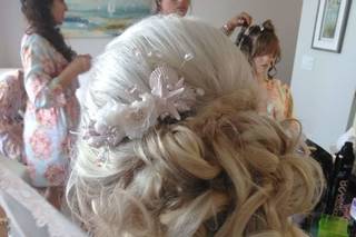 Kreashenz Salon and Spa - 29