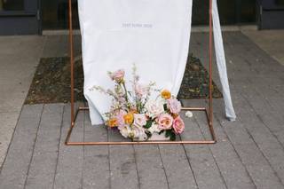 Violet Floral Designs of Baltimore, LLC - 10