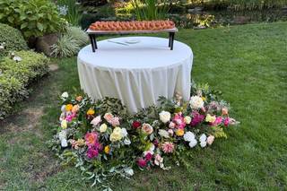 H & J Flowers - 7