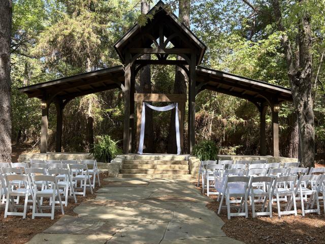 Majestic Pines Wedding Venue - 1
