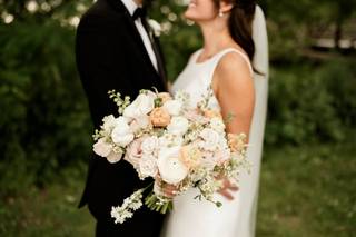 Busy B's Floral - 18