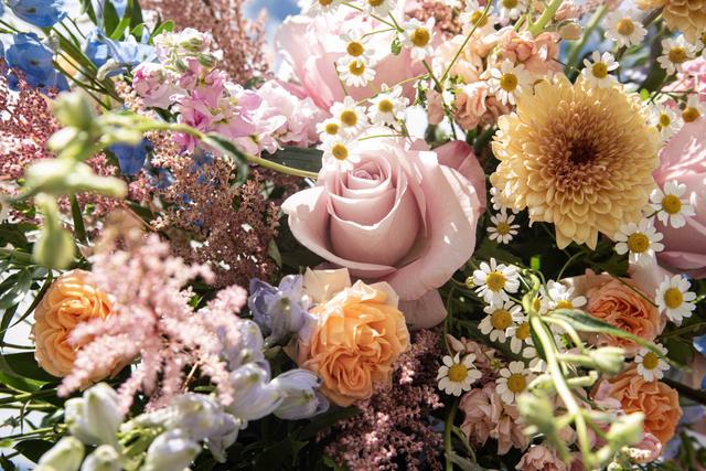 Greens & Beans Florist - 1