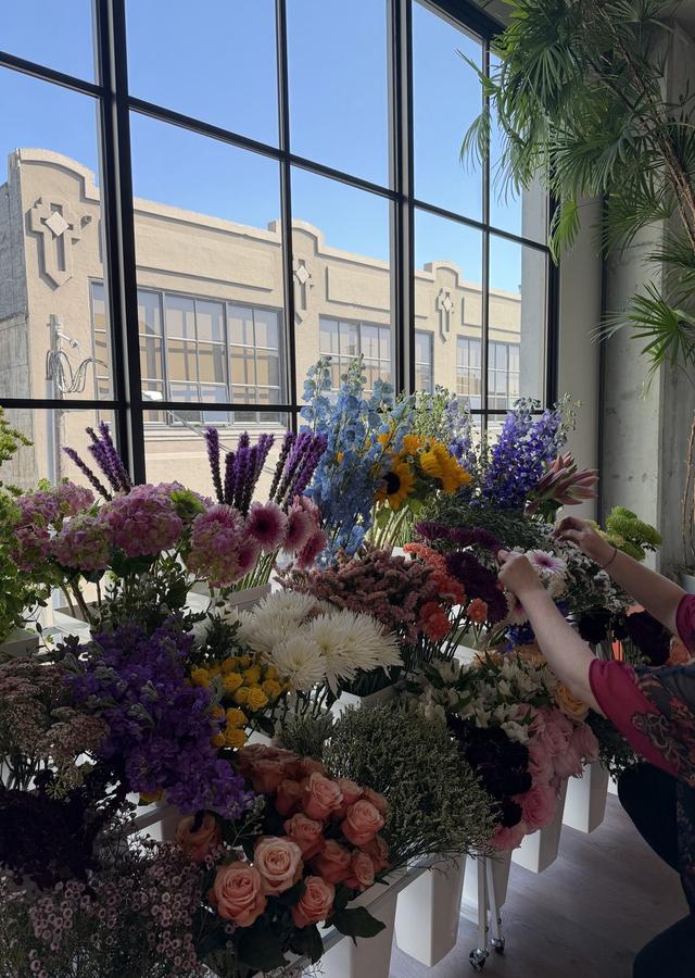 DeBrosse Art & Floral - 2