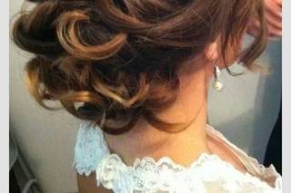 Manuel Antonio Hair and Makeup by Priscilla - 13