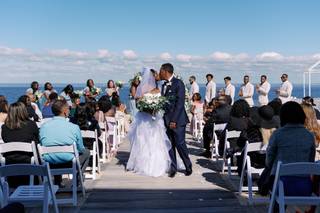 The Crescent Beach Club - 27