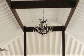 The English Country Barn of the Carolinas - 9
