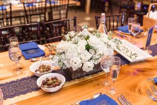 Floral Gallery & Events On Main - 16