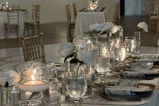 Decor by Dulce & Linen Rentals - 5
