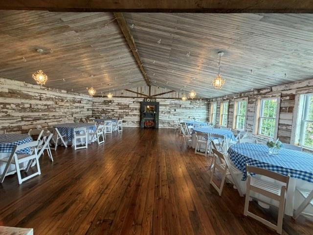 The Barn at Blueberry Hill - 3