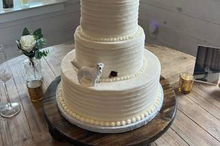 Classic Cakes - 12