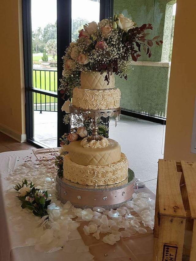 Cakes by Mily - 1