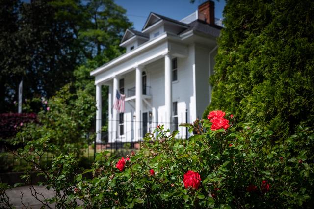 Magnolia Manor Inn & Events - 4