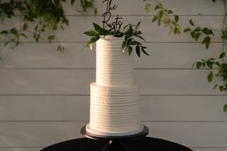Kayli Bakes Cakes - 8