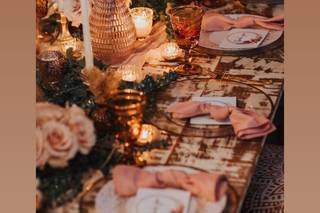 Mi Vintage - Farm Tables & Lounge Rentals - 32