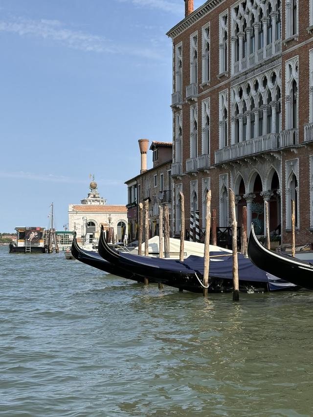Lap of Luxury Travel - 2