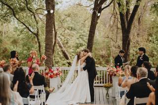 Casa Blanca On Brushy Creek - 8