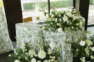 Country Club Flower Shop - 6