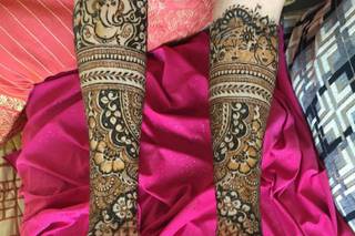 Naseem's Henna & Art - 70