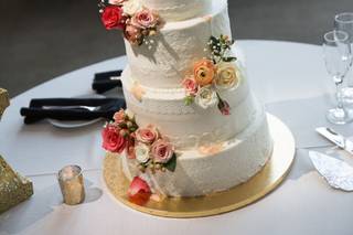 Sweet Devotion Cakery - 32