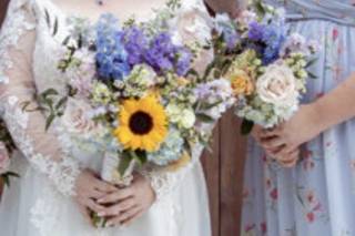 Country Club Flower Shop - 8
