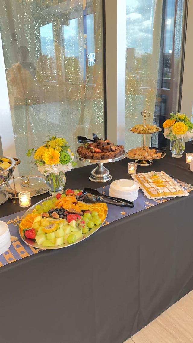 Petra Mediterranean Restaurant - 3