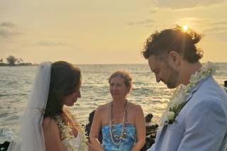 Simple Kona Beach Weddings - 9