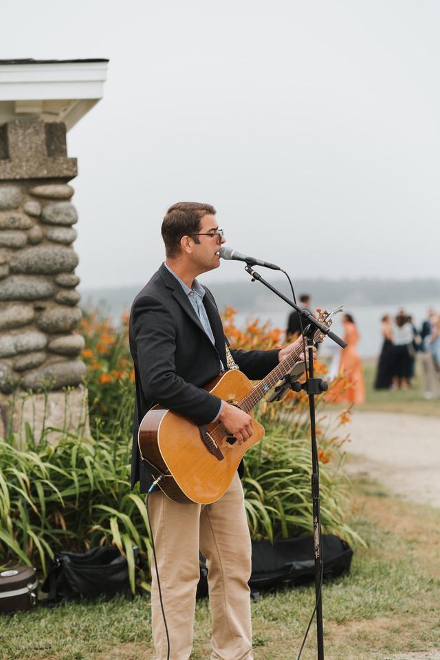 AJ Edwards : Singer. Acoustic Guitarist. - 2