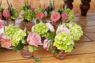 Jarita's Florist - 12