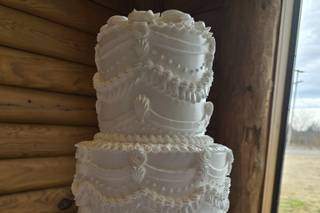 Ludger's Bavarian Cakery - 11