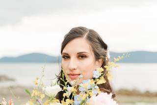 Frenchie's Floral Studio - 7