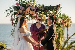 Rev. Mercy - Bilingual Wedding Officiant - 14