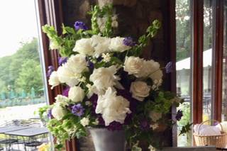 Bloomers Floral & Event Design - 6