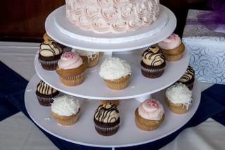 Crushcakes Cafe - 20