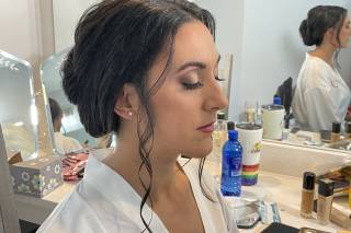 Laura Cross Makeup Artistry LLC - 17