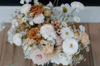 Blossom Bliss Florist - 54