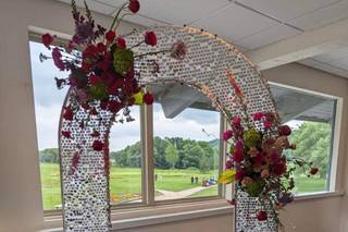 Nature's Best Floral & Boutique - 10