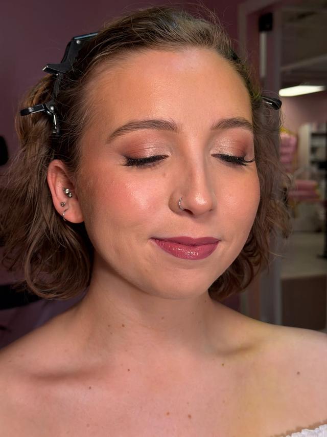 Art by Izzy Hair and Makeup - 3