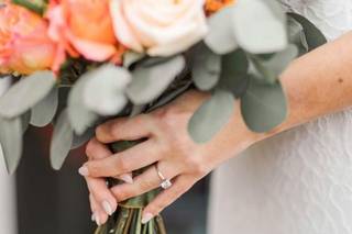 The Ivy Chest Floral and Decor - 11