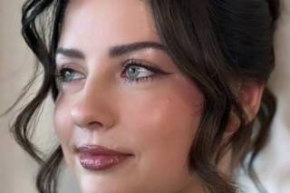 Backstage Hair & Makeup Professionals - 8