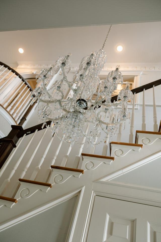 Sandlewood Manor - 2