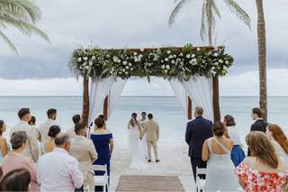 Beyond The Horizon Travel Agency - 8