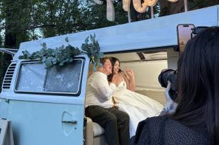 Photo Booth Bus - 7