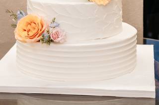Laura's Flower Boutique - 6