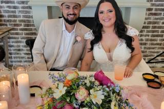 Southern Tease Luxury Hair & Makeup - 14