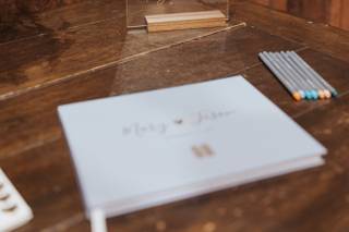 Monstera Gold Calligraphy & Signage - 27