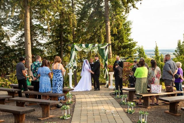 Wedding Photographer Guy - 1