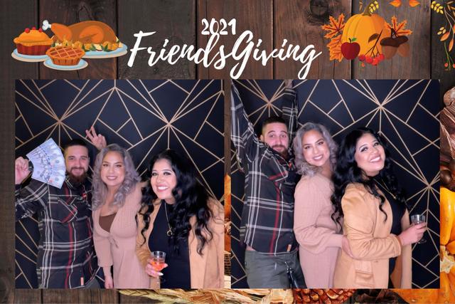 Vivid Pics Photo Booth - 4
