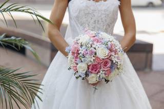 Dale's Designs & Florals - 5